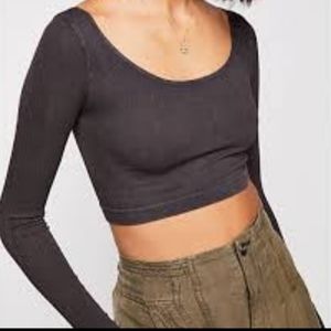 FREE PEOPLE  Seamless Long Sleeve Crop Top
